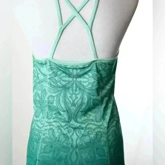 LIKE NEW | Athleta Women’s Harmonious Tank Top | Green | Size XS - Picture 4 of 11
